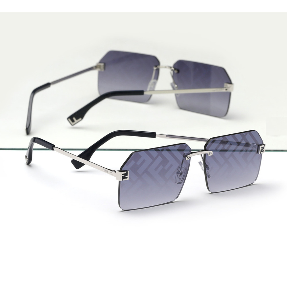 NWT Fendi FE40043U-5916W Na Sunglasses